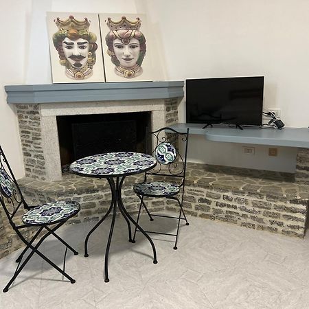 Villa Dolce Vita Rooms Castelluzzo Εξωτερικό φωτογραφία